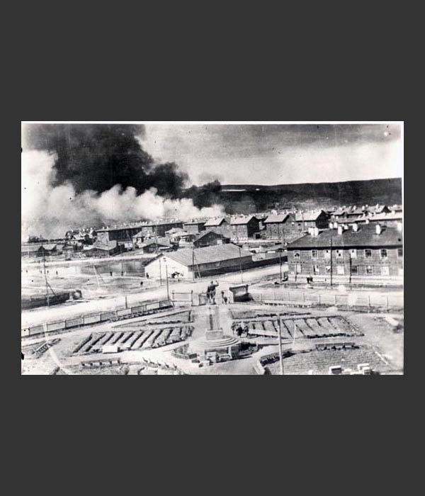 Взрывы фугасных бомб в районе ст. Мурманск и Торгового порта. 02.07.1942 